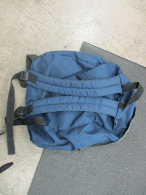 Load image into Gallery viewer, Used Kelsyus Backpack
