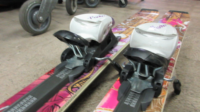 Load image into Gallery viewer, Used Fischer Koa 78 RF Skis w/ V9 RF Bindings - Women's 2012- 161cm
