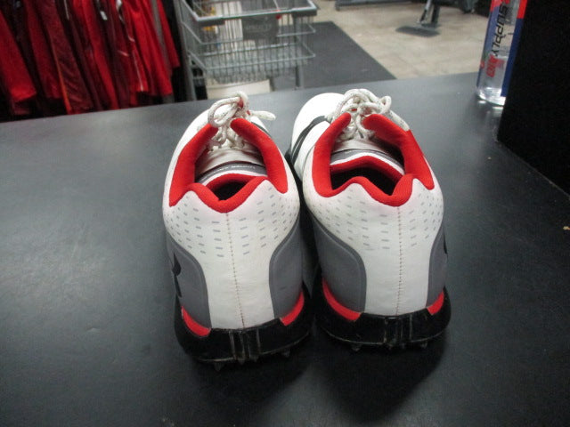Load image into Gallery viewer, Used Under Armour Size Youth 4.5 Golf Shoes
