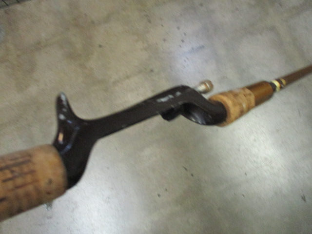 Load image into Gallery viewer, Vintage Wormer #1715 5.5 Foot Fishing Rod

