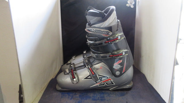 Load image into Gallery viewer, Used Nordica One 8 Flex Index 45 Downhill Ski Boots Size 32.5
