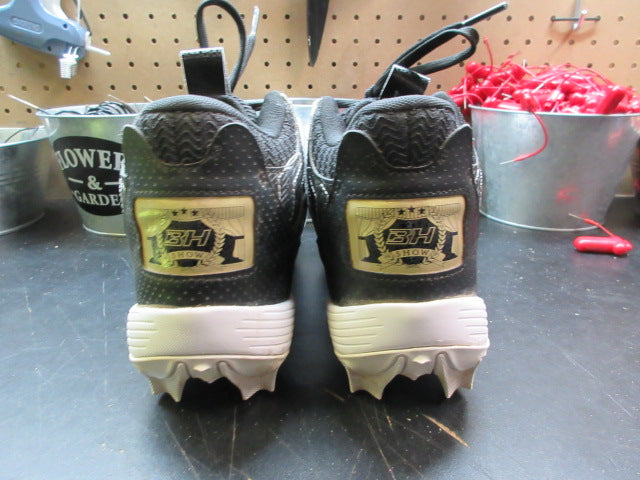 Load image into Gallery viewer, Used Under Armour Harper 9 RM Baseball Cleats - Size 8
