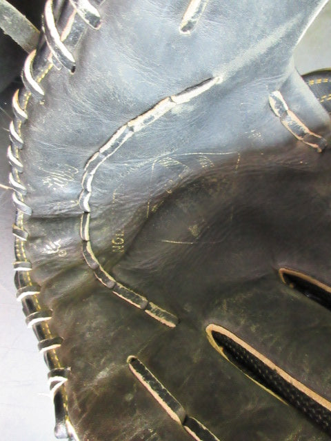 Load image into Gallery viewer, Used Mizuno Pro Model 13" Leather Glove - RHT
