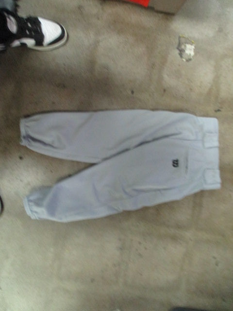 Load image into Gallery viewer, Used Wilson Elastic Bottom Youth Small Baseball Pant
