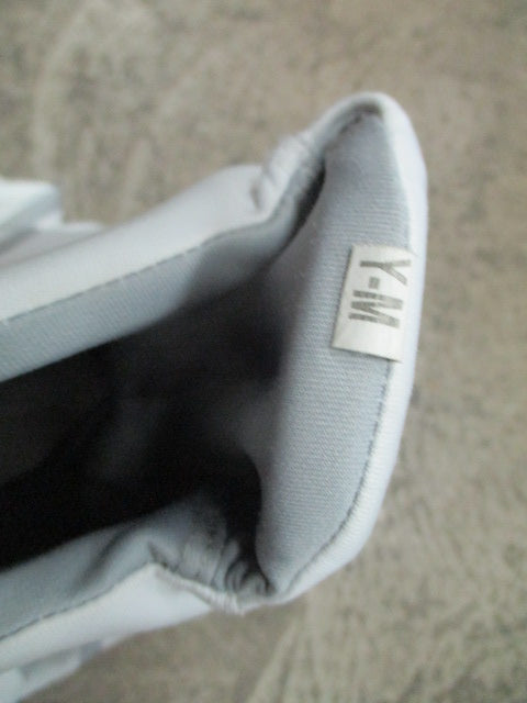 Load image into Gallery viewer, Used Devilcats Youth Medium  Integrated 7 Padded Football Pants
