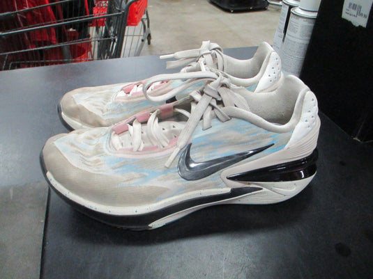 Used Nike Zoom GT Size 8.5 Basketball Shoes