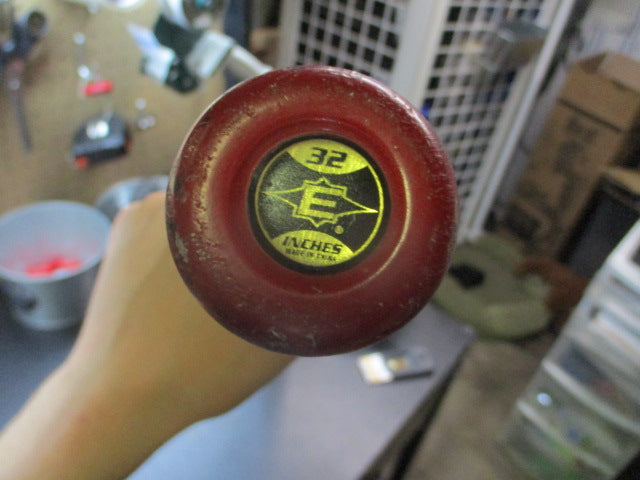 Load image into Gallery viewer, Used Easton Rampage 32"  -12.5 USSSA Alloy Baseball Bat
