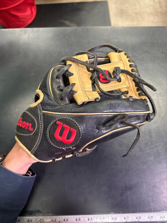 Used Wilson A700 11.5" Baseball Glove RHT