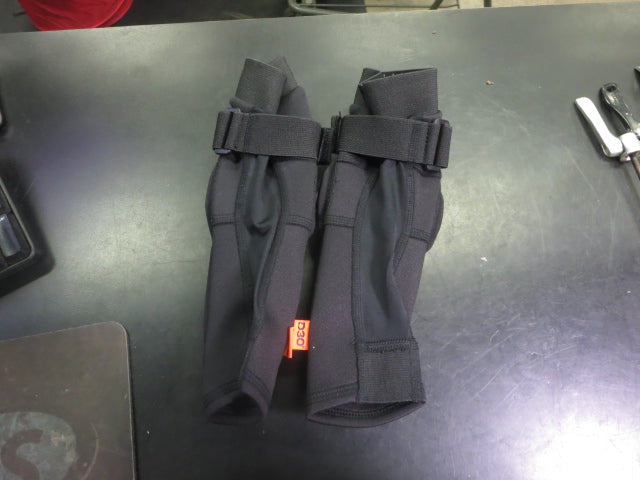 Load image into Gallery viewer, Used Fox Racing Youth Launch Elbow Guards Size Youth
