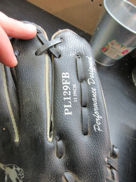 Load image into Gallery viewer, Used Rawlings A-Rod 11" Glove - RHT

