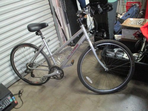Used Specialized Globe 24-Speed Mountain Bike