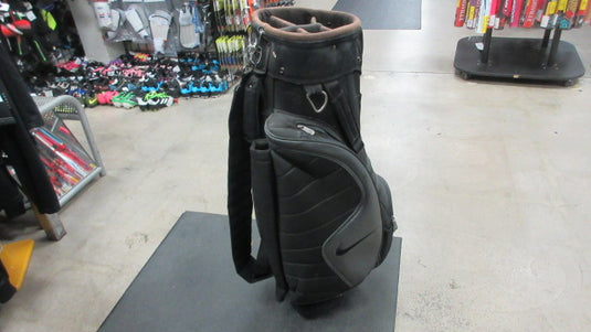 Used Nike Golf Bag (Has Wear)