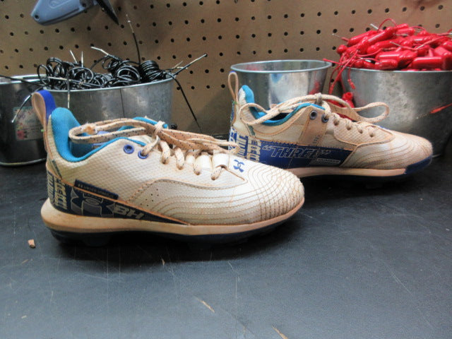 Load image into Gallery viewer, Used Under Armour Harper Baseball Cleats - Size Youth 2
