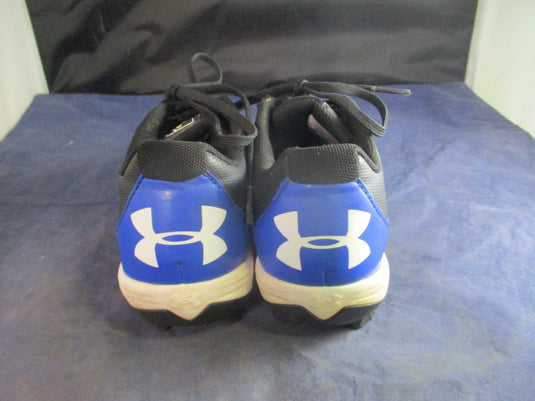 Used Under Armour Leadoff Cleats Youth Size 1 - small wear on ankles