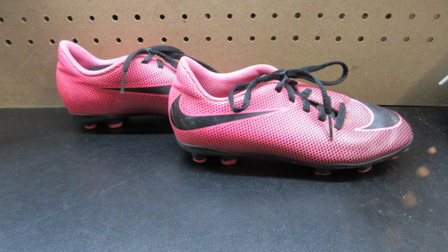Load image into Gallery viewer, Used Nike Bravata 11 Soccer Cleats - Size Youth 1.5
