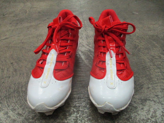 Load image into Gallery viewer, Used Under Armour BH Show Football Cleats Size 2.5
