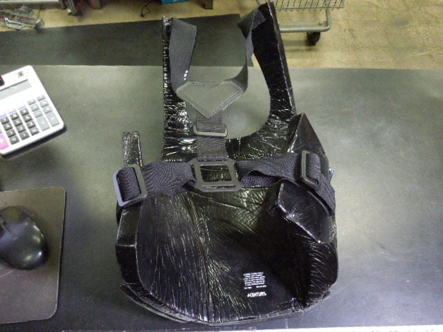 Load image into Gallery viewer, Used Century Powerline 2.0 Chest Guard Size Child
