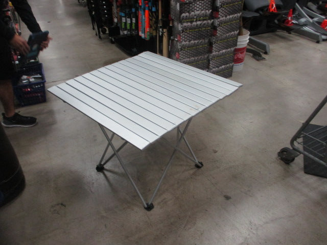 Load image into Gallery viewer, Used Portable Folding Camp Table (Damaged Still Usable)
