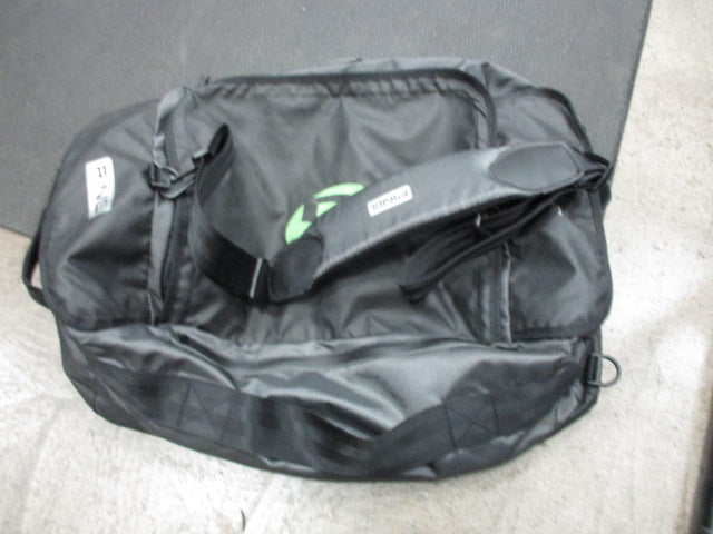 Load image into Gallery viewer, Used Ping Golf Duffle Bag
