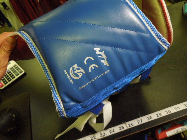 Load image into Gallery viewer, Used MTX Mooto Ex. Reversible Martial Arts Chest Guard Size 0
