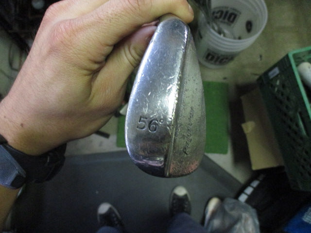 Load image into Gallery viewer, Used Pinseeker Pro Tour Series 56º Right Hand Sand Wedge
