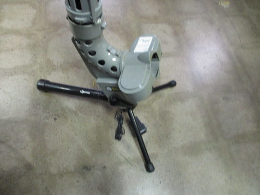 Used SKLZ Lightning Strike 30MPH Pitching Machine Balls Not Included