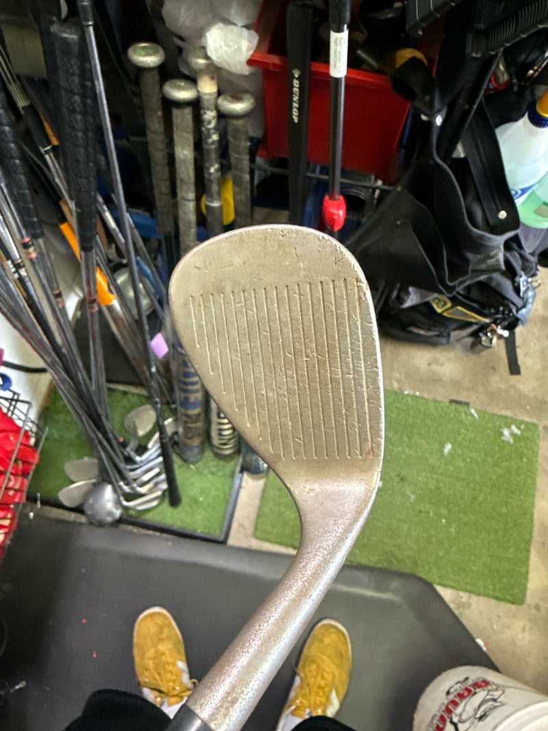 Load image into Gallery viewer, Used Cleveland Tour Action Reg.588 60º Left Hand Lob Wedge
