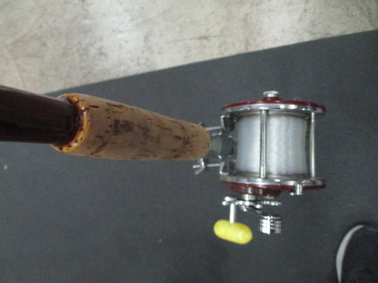 Used Custom 6'6" Deep see Rod With PENN Peer