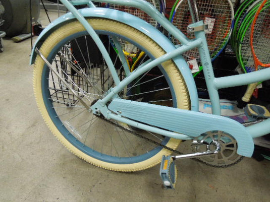 Used Huffy Nel Lusso 26" Beach Cruiser With Basket and Cup Holder