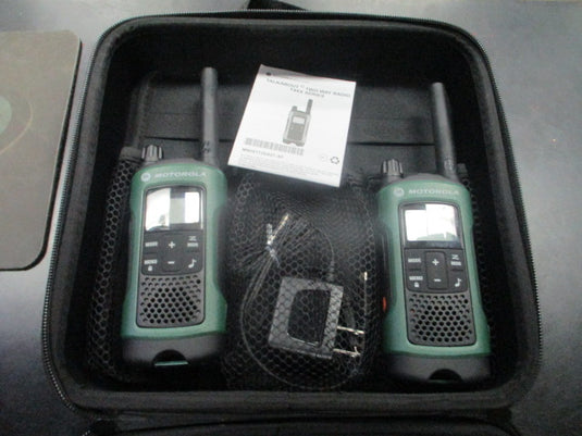 Used Motorola TalkAbout T4XX Walkie Talkie Set w/ Carry Bag