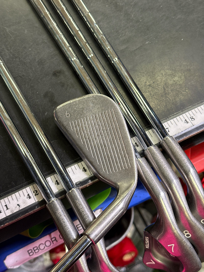 Load image into Gallery viewer, Used PING Zing 6pc Black Dot Left Hand Iron Set 4-9i
