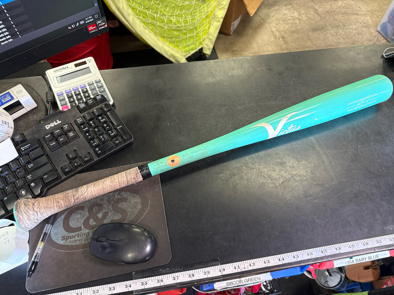 Load image into Gallery viewer, Used Victus AP-V Pro Reserve Custom Design Model Wood Bat 31 in 29 oz
