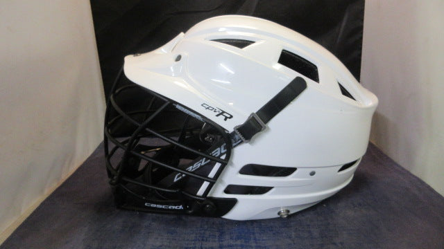 Load image into Gallery viewer, Used Cascade CPVR Lacrosse Helmet w/ Chin Strap Size Small/Medium
