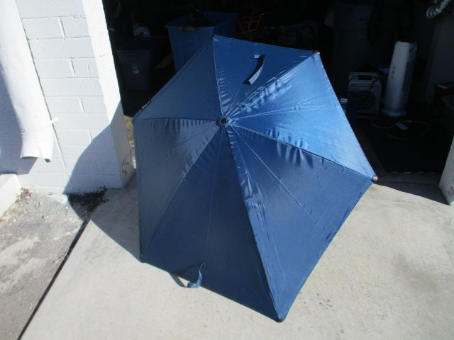 Load image into Gallery viewer, Used Versa Brella XL 43x44 Clamp Umbrella
