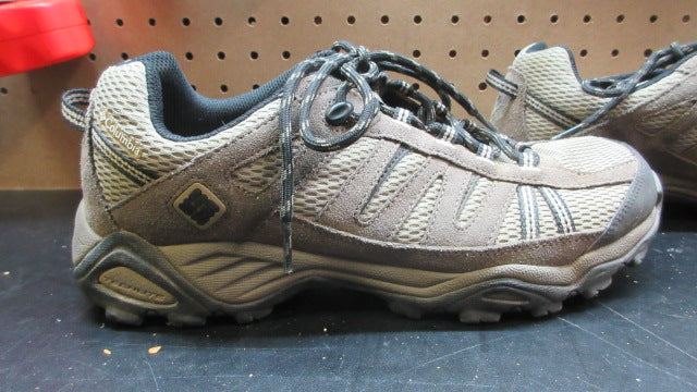 Load image into Gallery viewer, Used Columbia North Plains Hiking Shoes - Size 10.5
