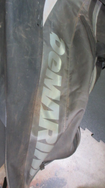 Load image into Gallery viewer, Used Demarini Momentum Wheeled Bag - Zipper problems &amp; wear
