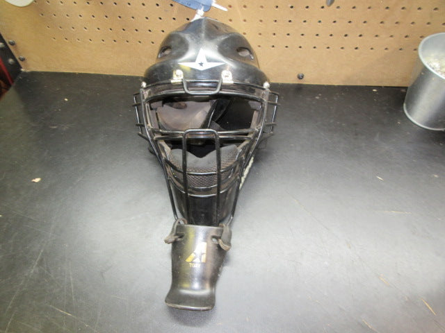 Load image into Gallery viewer, Used All-Star Catchers Helmet - Size 6 3/4 - 7

