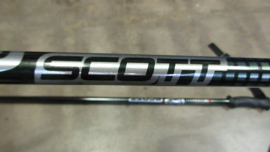 Used Scott Lightweight Series 2 44" Ski Poles