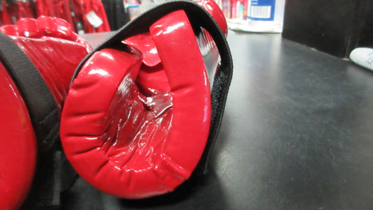 Used Used Champion Youth Small Martial Arts Taekwondo Sparring Gloves