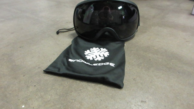 Load image into Gallery viewer, New Snowlodge Icyvanes Ski Goggles - Black/Grey

