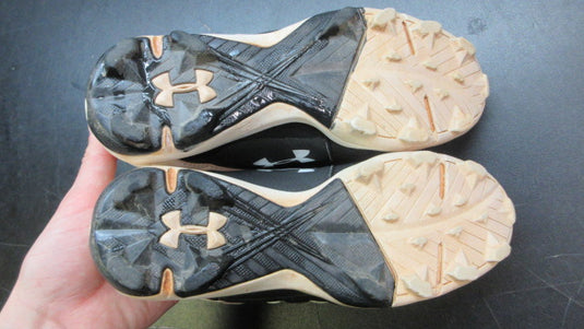 Used Under Armour Boys' UA Leadoff Low RM Jr. Baseball Cleats - Size Youth 2