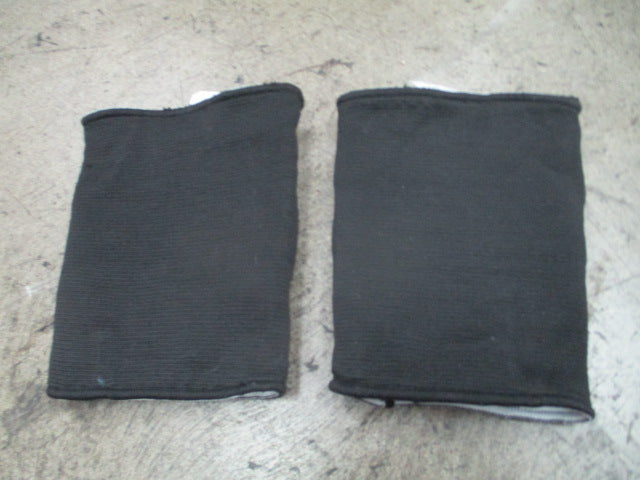 Load image into Gallery viewer, Used Athletic Works Volleyball Knee Pads
