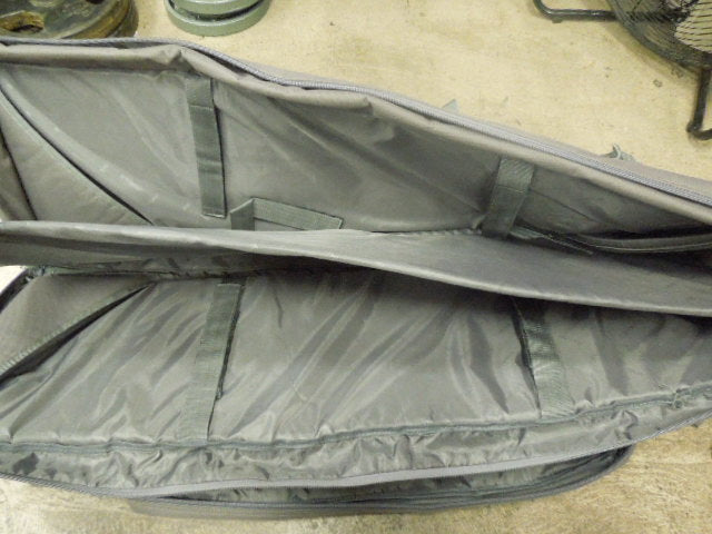 Load image into Gallery viewer, Used EastWest Tactical Padded 44"  Rifle Case Some straps have Dry Rot

