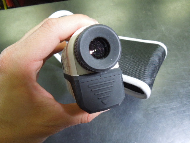 Load image into Gallery viewer, Used Wosports H-100 Golf Rangefinder with Carry Bag
