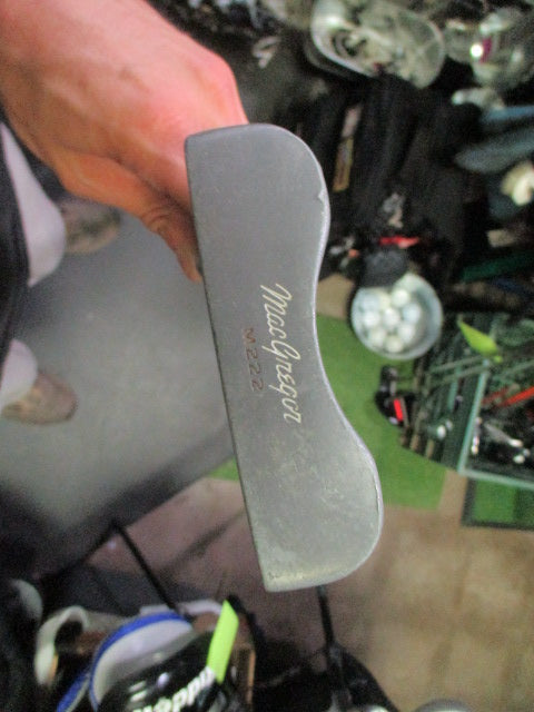 Load image into Gallery viewer, Vintage MacGregor M222 Right Hand Golf Putter
