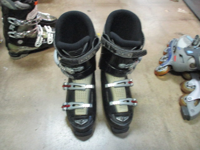 Load image into Gallery viewer, Used HEAD Edge 7.0 Size 12-12.5 Downhill Ski Boots (Damaged)
