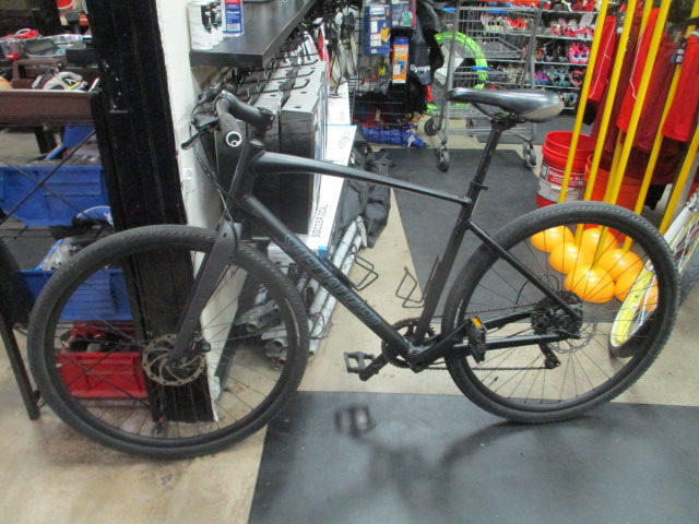 Load image into Gallery viewer, Used Specialized Sirrus X 3.0 700C 9 Speed Mountain Bike
