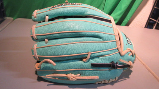 New Spring 2025 A2000® 1716SS 11.5” Infield Glove