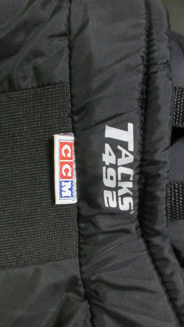 Load image into Gallery viewer, Used CCM Tacks 492 Hockey Breezers - Black
