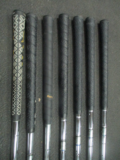 Used Ping Eye 2 Black Dot Iron Set 2-9 (Missing 7 Iron)